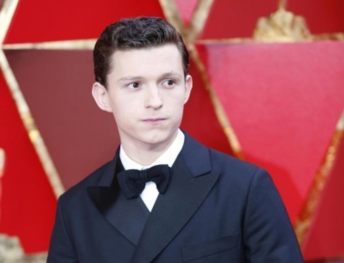 Tom Holland Addresses Marvel S Spider Man Split