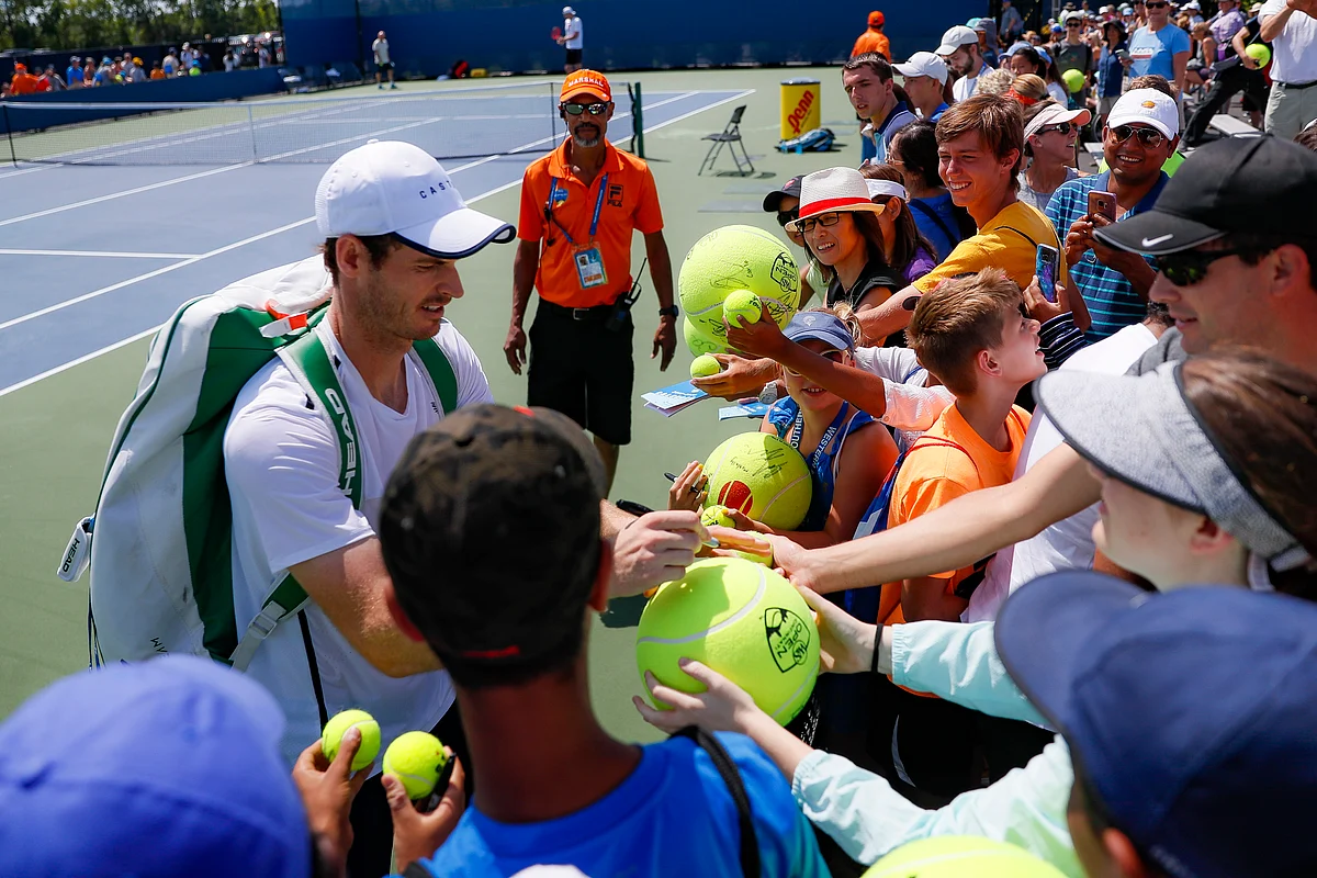 Andy Murray signs autographs after practicing at the Western & Southern Open tennis tournament, Sunday, Sunday, Aug. 11, 2019, in Mason, Ohio.