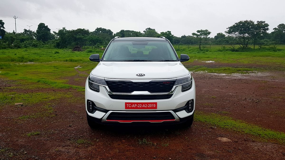 The Kia Seltos is loaded with features setting new benchmarks in the segment for its competitors.