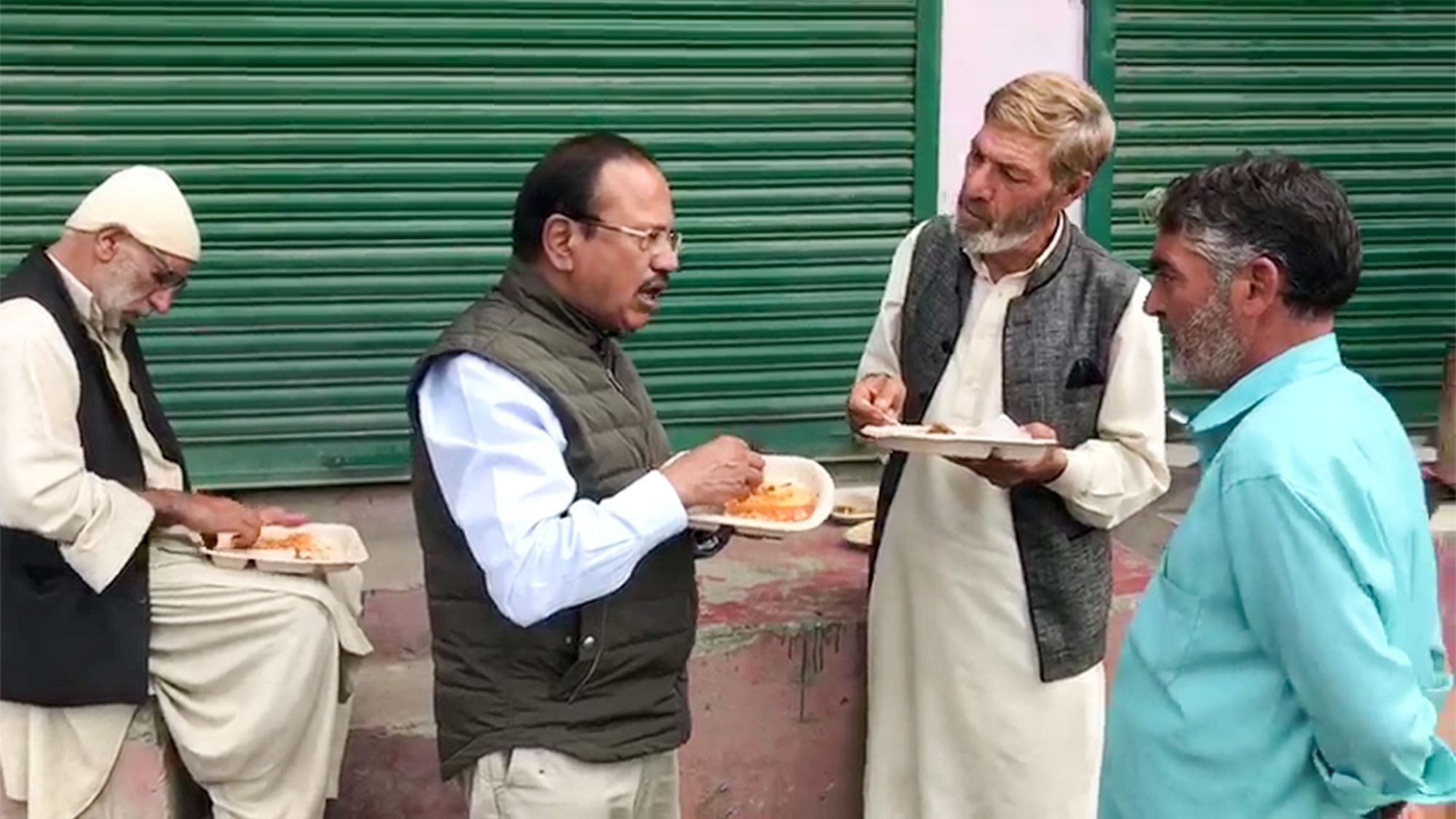 NSA Ajit Doval sharing lunch with locals amid curfew in Kashmir.