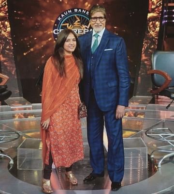 Actor Amitabh Bachchan with stylist Priya Patil.