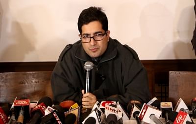 Srinagar: Kashmiri IAS officer Shah Faesal, who quit IAS to protest against "unabated killings" in Jammu and Kashmir, addresses a press conference in Srinagar, on Jan 11, 2019. Faesal, the first Kashmiri IAS topper, resigned from the civil service on Wednesday and said he planned to enter politics. (Photo: IANS)