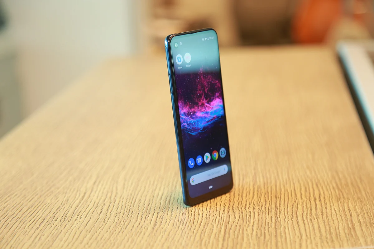The phone comes with 4GB of RAM.
