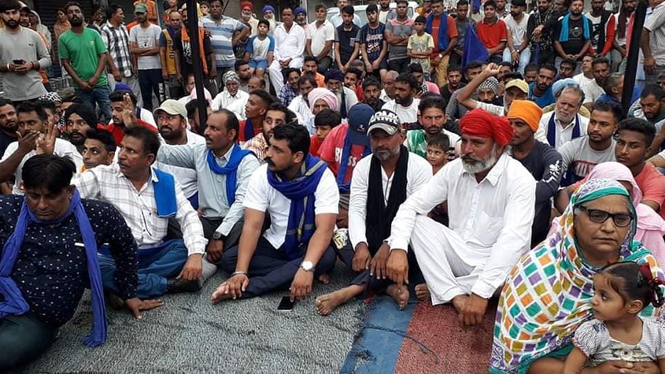 Dalit leaders protest against Ravidas temple demolition.