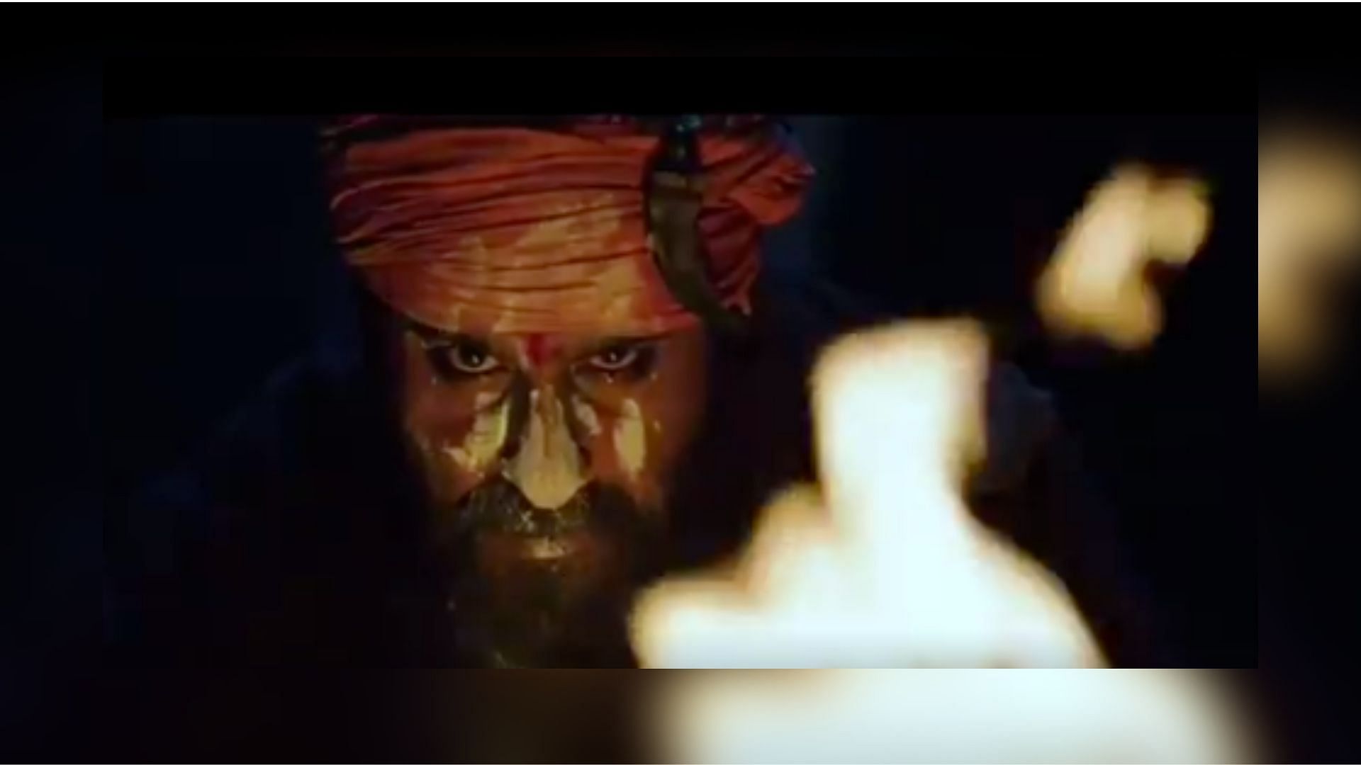 Saif Ali Khan as a Naga sadhu in <i>Laal Kaptaan</i>.