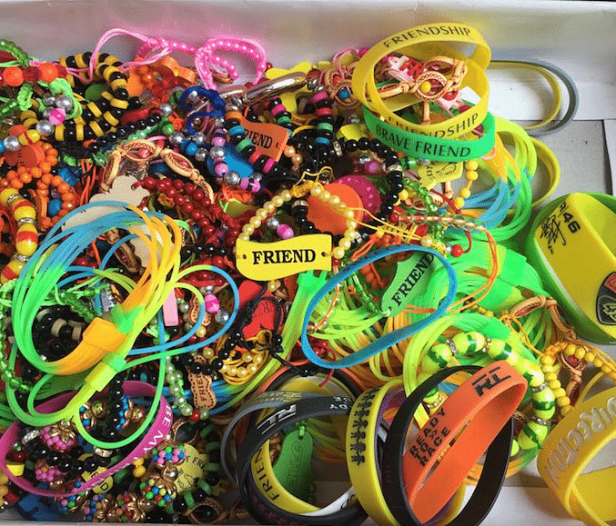 Do you remember the time we tied friendship bands in school?
