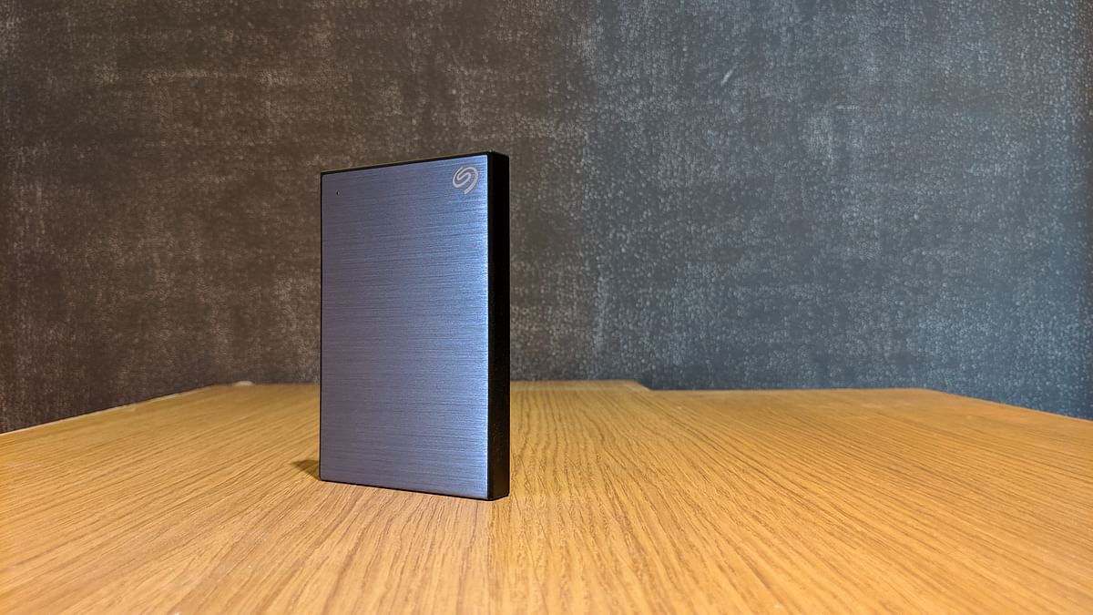 The Seagate Backup Plus Slim offers two storage options of 1TB and 2TB. 