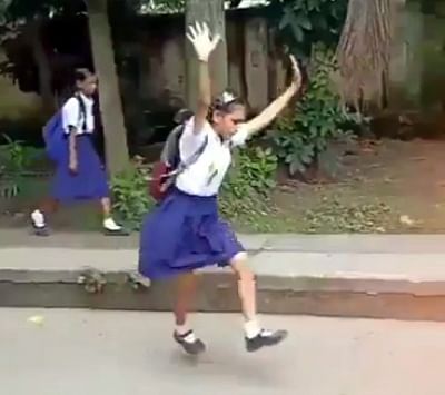 Five-time Olympic gold medallist gymnast Nadia Comaneci of Romania has praised two schoolchildren, who have hogged the limelight after a video of them performing tough gymnastics moves on the street went viral on social media.