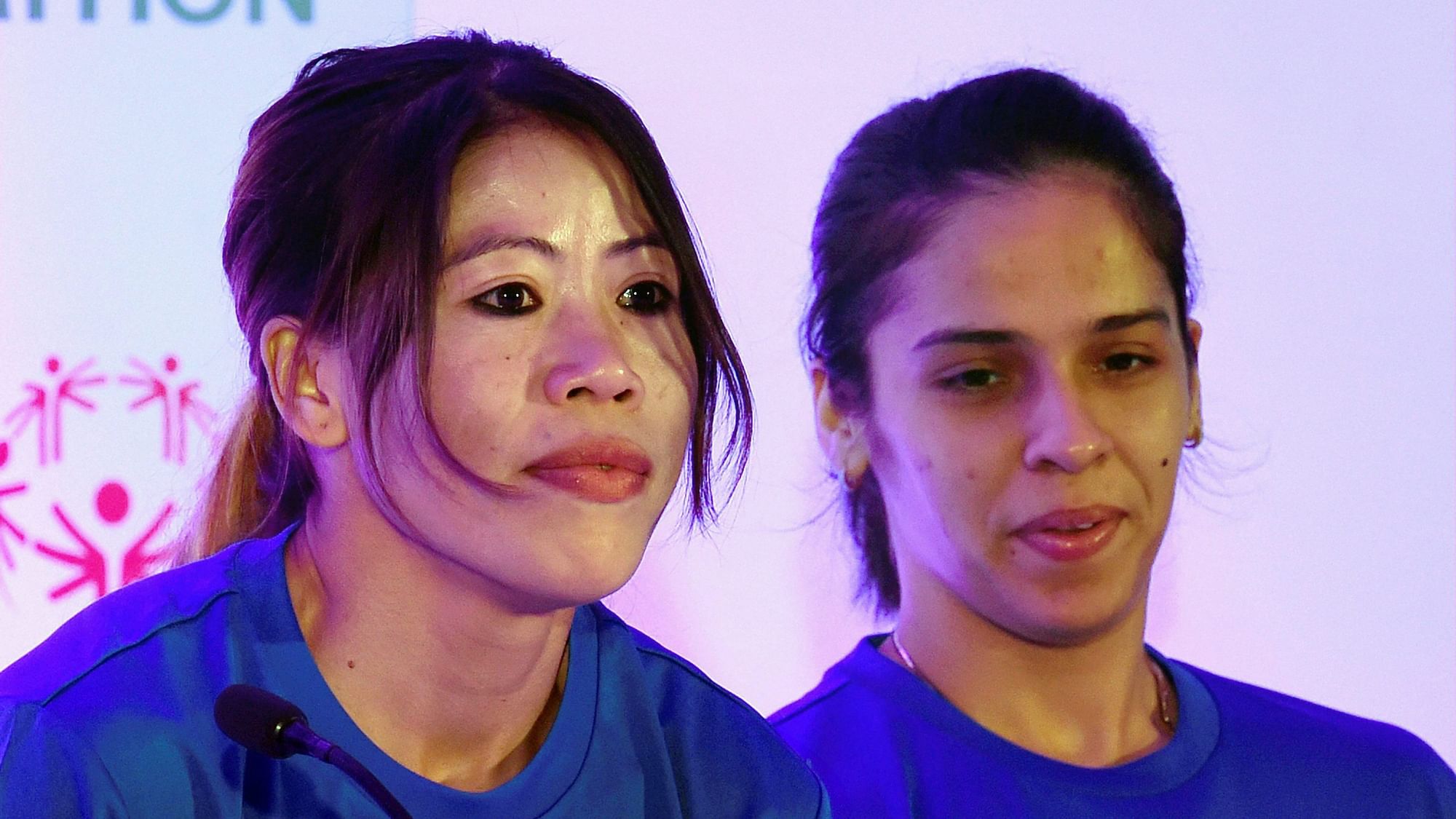 MC Mary Kom, Saina Nehwal have been criticised for copy pasting same Tweet and posting on social media.