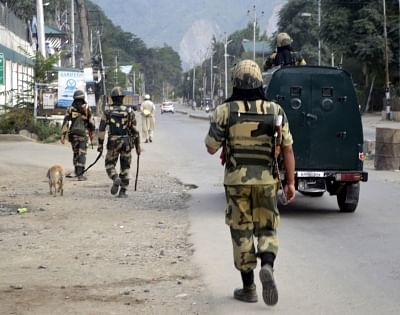 Baramulla: Security beefed up in Baramulla of Jammu and Kashmir on Aug 3, 2019. (Photo: IANS)