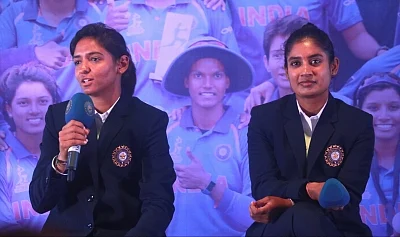 Mithali Raj and Harmanpreet Kaur. (Photo: IANS)