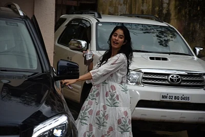 Mumbai: Actress Janhvi Kapoor seen at a Mumbai gym on Aug 31, 2019. (Photo: IANS)