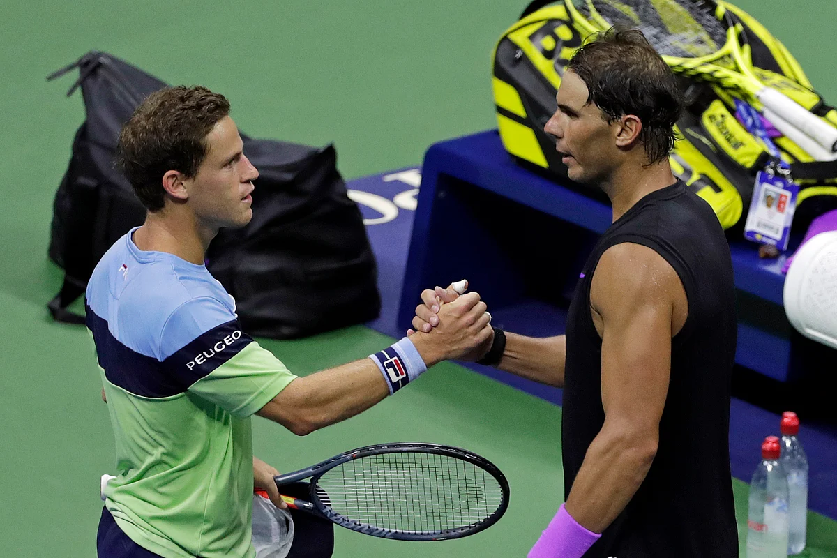 In the first set, Nadal led 4-0 before Schwartzman got to 4-all.