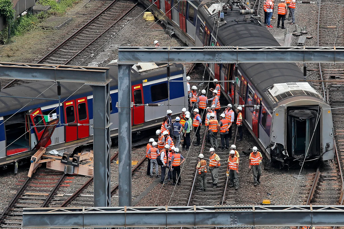Train derails In Hong Kong during rush hour.