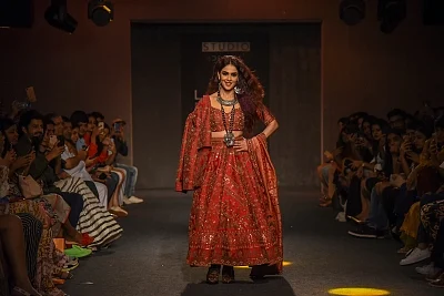 Mumbai: Actress Genelia Deshmukh walks the ramp for fashion designer Saroj Jalan on Day 5 of the Lakme Fashion Week Winter/Festive 2019 in Mumbai on Aug 25, 2019. (Photo: IANS)