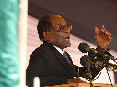 HARARE, Nov. 1, 2017 (Xinhua) -- Zimbabwean President Robert Mugabe addresses a gathering in Harare, Zimbabwe, Nov. 1, 2017. Robert Mugabe on Wednesday reaffirmed his support for death penalty in the wake of increased murder cases in the country. (Xinhua/IANS)