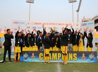 New Delhi: Hopewel Elias Higher Secondary School, Meghalaya celebrates after defeating Bangladesh Krida ShikshaProthishtan (BKSP) by a score line of 1-0 in the final of U17 Junior Boys SubrotoCup International Football Tournament at Dr. Ambedkar Stadium, in New Delhi on Sep 17, 2019. (Photo: IANS)