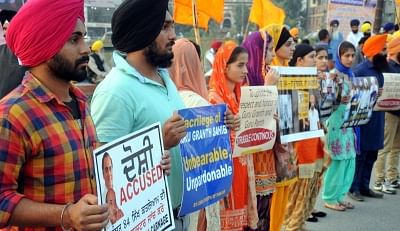 Amritsar: Sikhs stage a demonstration to demand justice for the victims of 1984 anti-sikh riots in Amritsar, on Nov 2, 2015. (Photo: IANS)