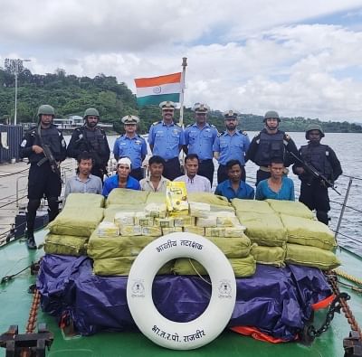 Car Nicobar: The Indian Coast Guard (ICG) seized contraband drugs worth Rs 300 crore from a Myanmar ship in the Indian Ocean region. According to the ICG officials, the cargo was suspected to be part of a larger drug networking cartel operating in the Indian Ocean region. The massive drug seizure was made on September 19 by ICG ship Rajveer near the Car Nicobar Islands of India. (Photo: IANS)