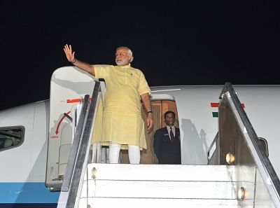 Modi arrives in Bengaluru to witness moon landing