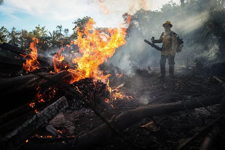 Fire fighting efforts this month in an indigenous reserve in Humaita, in Brazil’s Amazon forest.