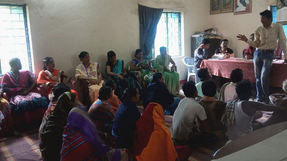 A gram sabha (village committee) meeting organised in the Chasagurjang panchayat of Pallahara block of Odisha.&nbsp;