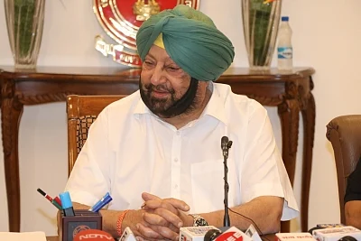 Chandigarh: Punjab Chief Minister Amarinder Singh addresses a press conference, in Chandigarh, on May 23, 2019. (Photo: IANS)