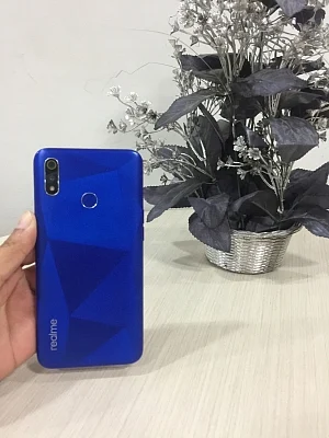 Realme 3i