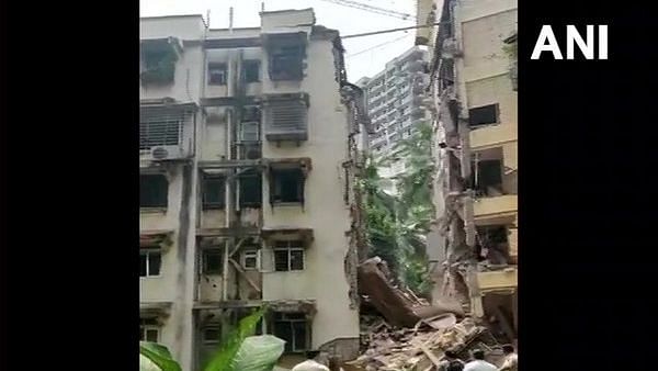 A part of Bohala Apartment, a residential complex near Khar Gymkhana, caved in on Tuesday, 24 September.