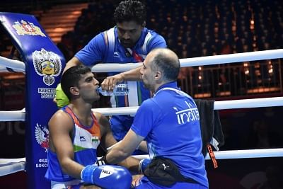 World Boxing: Manish eases past Kadyrbek to reach 2nd round