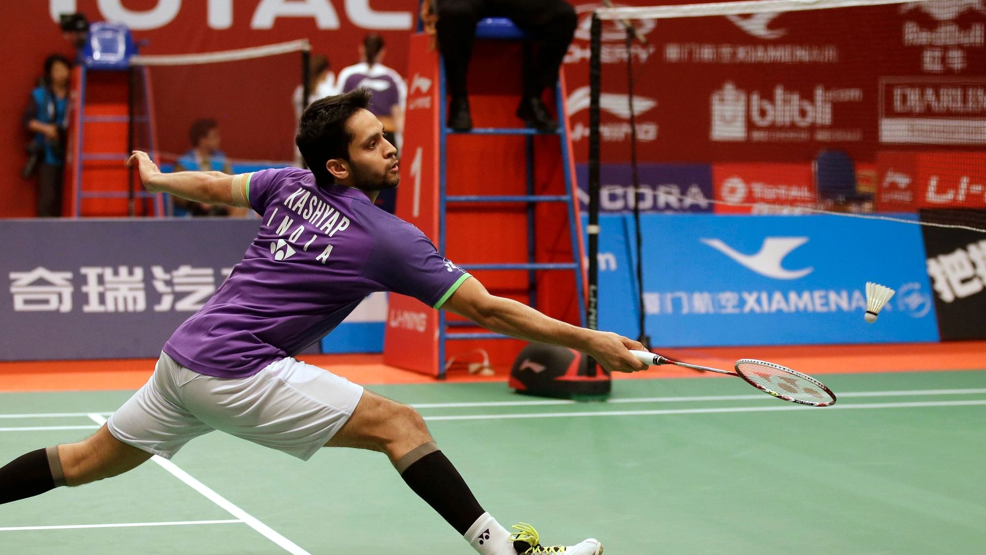 Parupalli Kashyap has been knocked out of the Korea Open in the semi-finals.