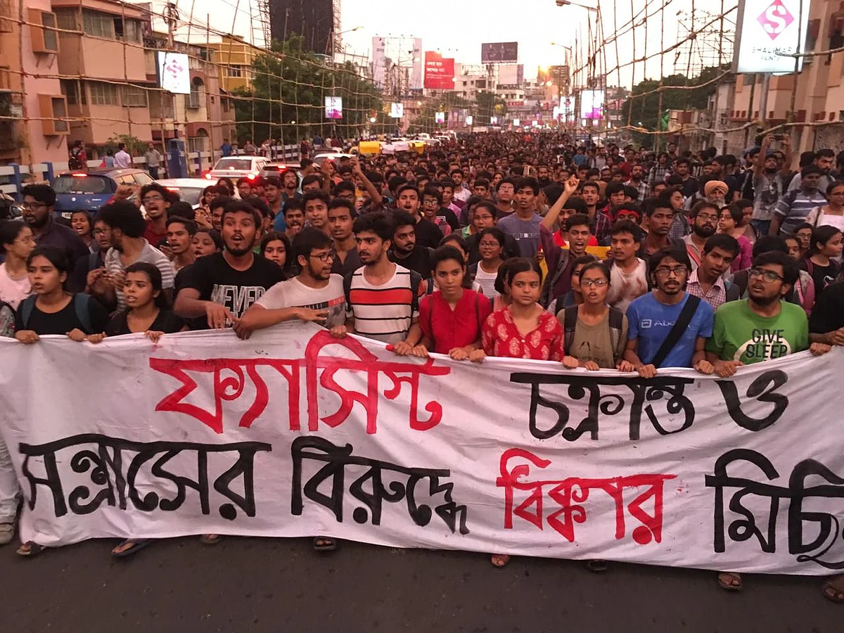 A protest against Union Minister Babul Supriyo at the Jadavpur University campus, in Kolkata.