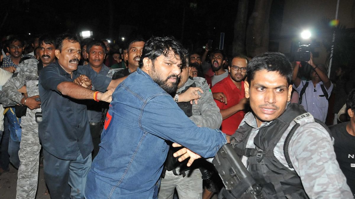 ‘It Was Unintentional’: Student Who Pulled Babul Supriyo’s Hair