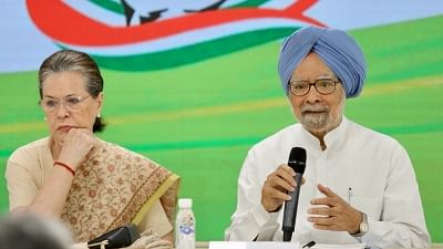 Congress interim president Sonia Gandhi with former prime minister Dr Manmohan Singh during a CWC meeting in New Delhi.