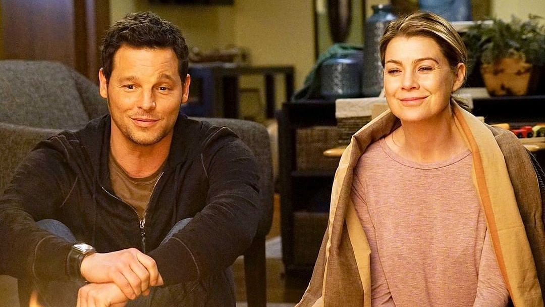 Justin Chambers as Alex Karev and Ellen Pompeo as Meredith Grey in <i>Grey’s Anatomy.</i>