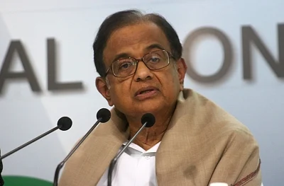 New Delhi: Congress leader P. Chidambaram addresses a press conference in New Delhi on Feb 1, 2018. (Photo: IANS)