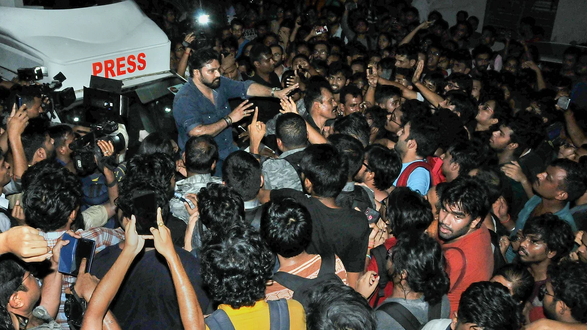 Babul Supriyo heckled by students at Jadavpur University in Kolkata on 19 Sepember. 