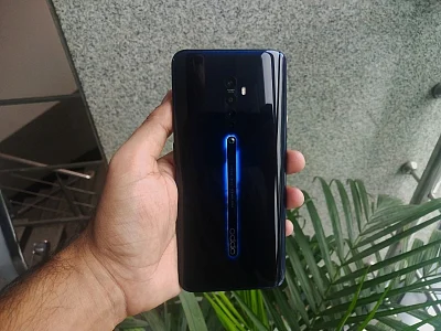 New Delhi: After the initial success to Reno 10x Zoom, Chinese smartphone manufacturer OPPO has launched Reno 2 series -- Reno 2 (20x digital zoom), Reno 2Z and Reno 2F -- before Diwali in India that pack quad rear cameras, pop-up selfie camera and attractive designs. The flagship Reno 2 is priced at Rs 36,990 and would go on sale starting September 20. (Photo: IANS)