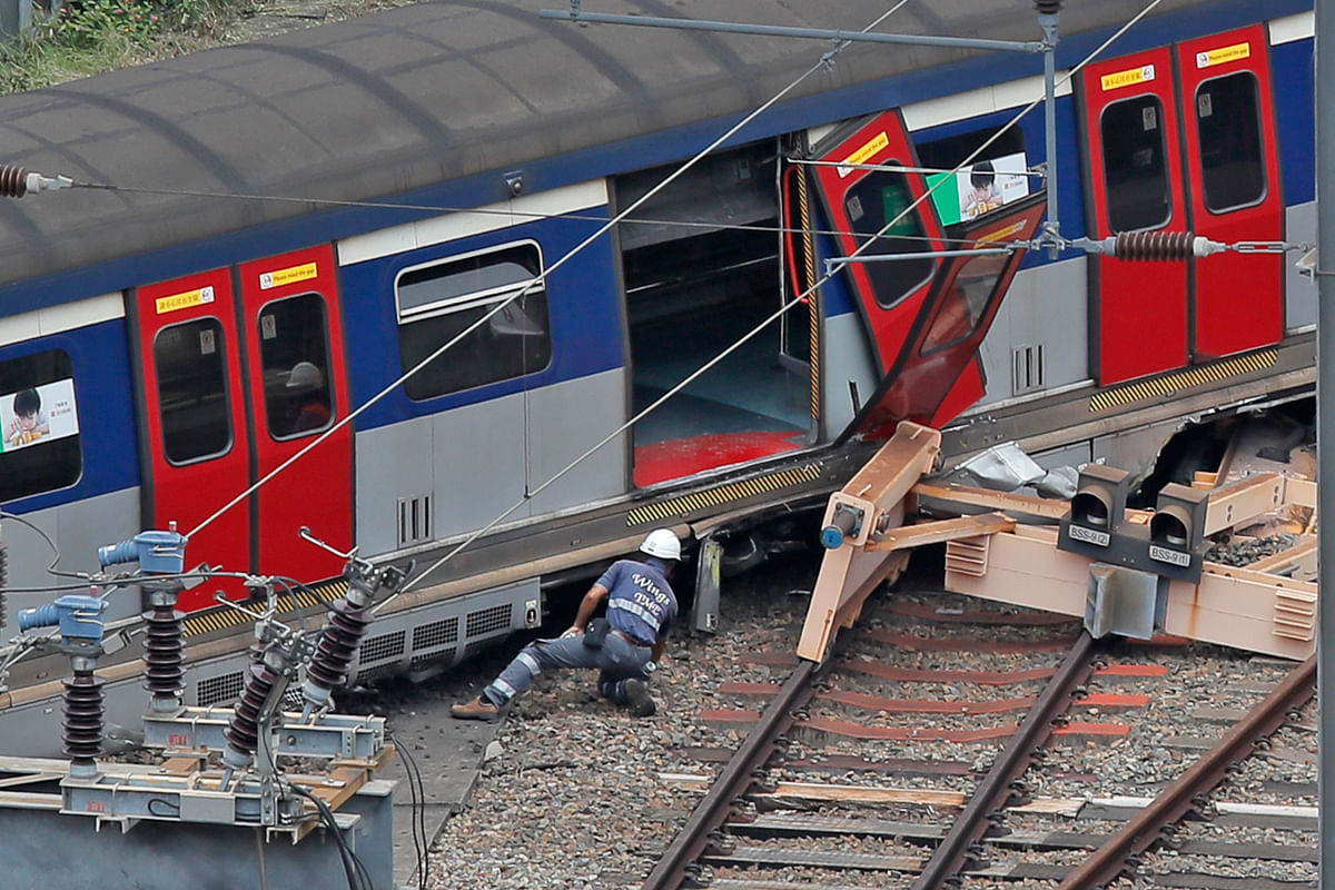 8 Injured as Passenger Train Derails In Hong Kong During Rush Hour