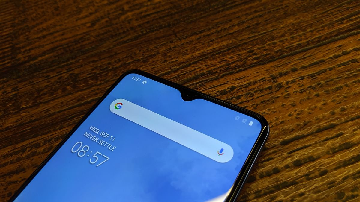 Here’s a quick look at how the OnePlus 7T is different from the basic 7 version and what upgrades do you get.