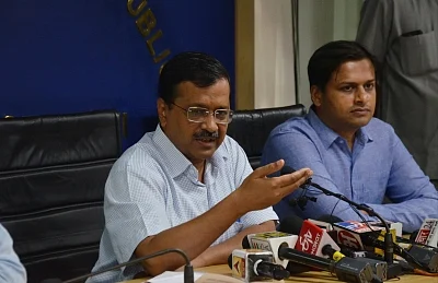 New Delhi: Delhi Chief Minister Arvind Kejriwal addresses a press conference in New Delhi on Sep 13, 2019. The CM on Friday announced that the Odd-Even scheme will be back in November, to tackle the rising menace of pollution just around the time of Diwali. The scheme will be enforced on November 4 and will continue till November 15. (Photo: IANS)
