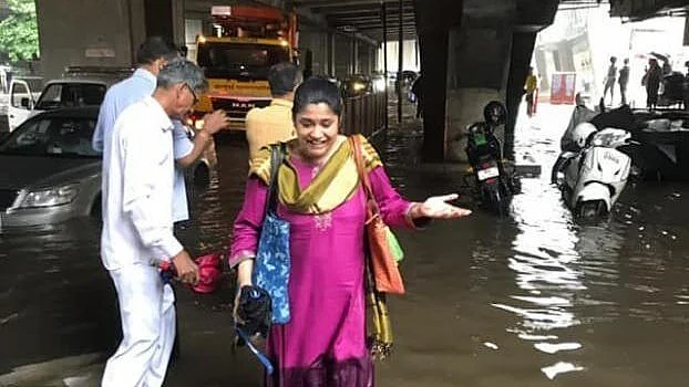 Renuka Shahane was caught in the Mumbai rains on Wednesday 8 September.