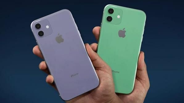 Recently leaked images of the upcoming iPhone series.