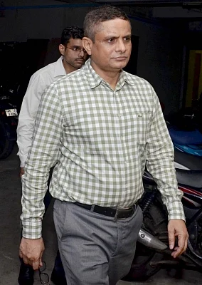 Kolkata: Former Kolkata Police Commissioner Rajeev Kumar comes out of Central Bureau of Investigation (CBI) office after being interrogated in connection with Saradha chit fund case at CGO Complex in Kolkata on Aug 16, 2019. (Photo: IANS)