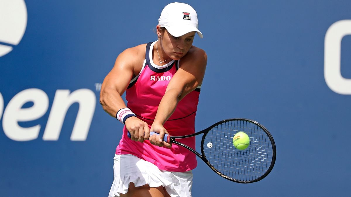 Serena required a medical timeout in the second set after rolling her right ankle as she approached the net.