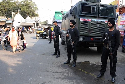 Amritsar: Punjab Police SWAT Team stands guard at Hall Gate, the way which goes to Golden Temple after Nirankari Bhawan grenade attack, in Amritsar, on Nov 19, 2018. (Photo: IANS)