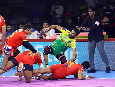 Bengaluru: Players in action during Pro Kabaddi Season 7 match between Patna Pirates and UP Yoddha at Kanteerava Stadium in Bengaluru on Sep 6, 2019. (Photo: IANS)