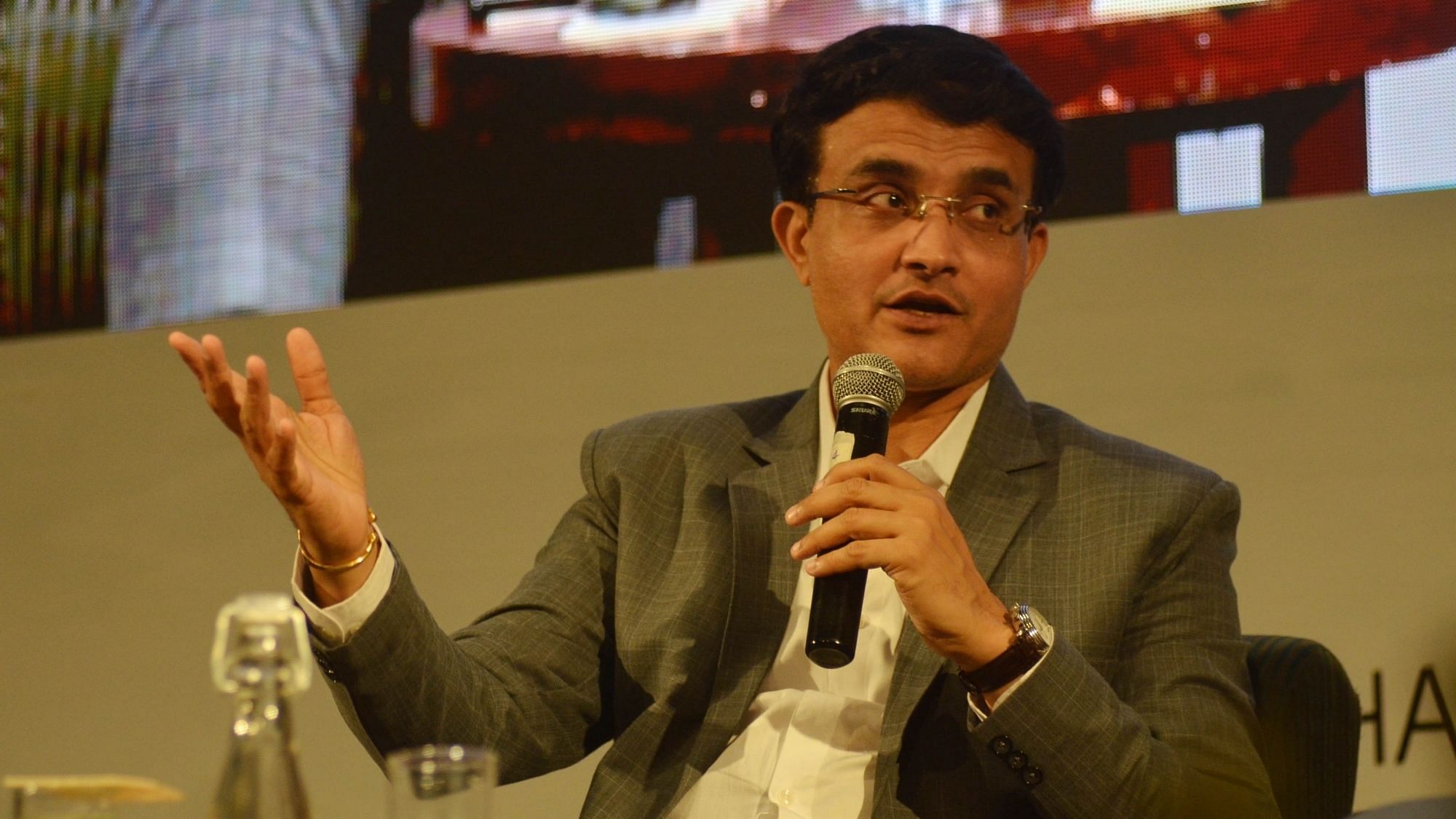 Former India captain Sourav Ganguly did not want to compare Steve Smith and Virat Kohli.