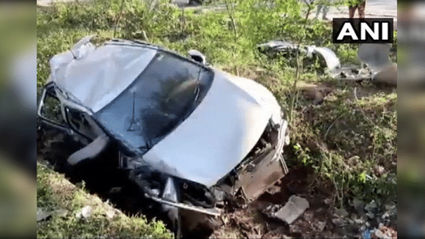 Four national-level hockey players killed after car rammed into a tree in Hoshangabad.&nbsp;