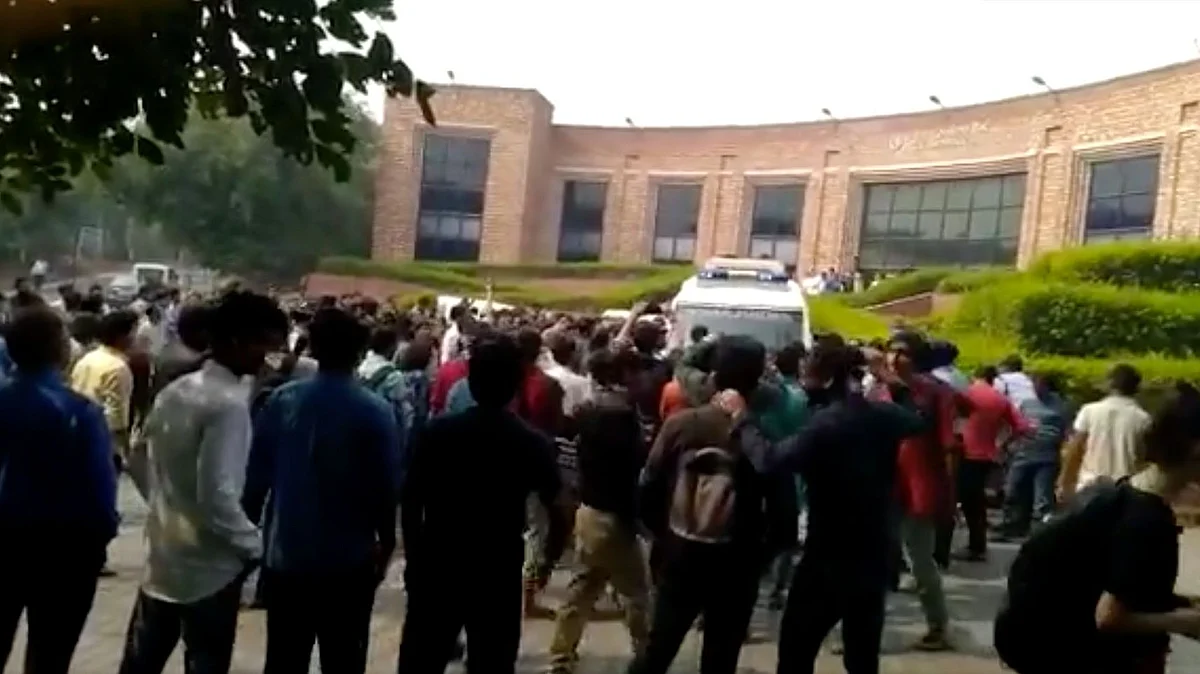 The Jawaharlal Nehru University Students’ Union (JNUSU) denied indulging in any violence during the protest.